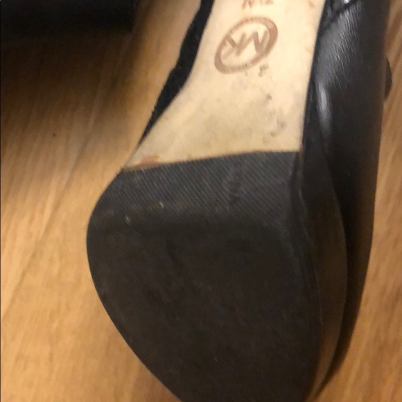 Micheal kors platform booties - Picture 10 of 10